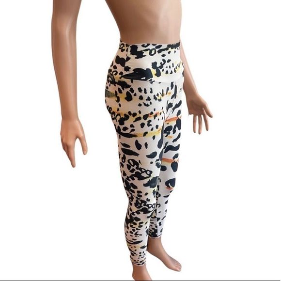 Scrunch Butt Ankle Legging - Picture 5 of 5